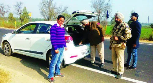 ਸ਼ਰਾਬ ਵਾਲੀਆਂ ਗੱਡੀਆਂ ਸਮੇਤ ਫੜੇ ਗਏ ਚਾਰ ਮੁਲਜ਼ਮਾਂ ਦੀ ਜਮਾਨਤ ਰੱਦ