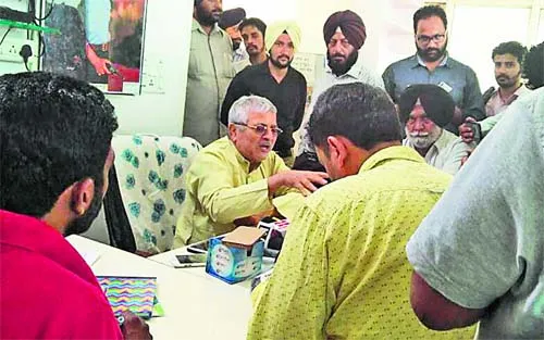 ਕੇਜਰੀਵਾਲ ਨੇ ਅਪਣਾਈ ‘ਯੂਜ ਤੇ ਥਰੋ’ ਨੀਤੀ : ਡਾ. ਗਾਂਧੀ