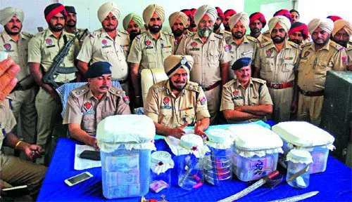 ਪੈਟਰੋਲ ਪੰਪ ਦਾ ਕਰਿੰਦਾ ਹੀ ਨਿਕਲਿਆ ਲੁੱਟ ਦਾ ਮਾਸਟਰ ਮਾਈਂਡ