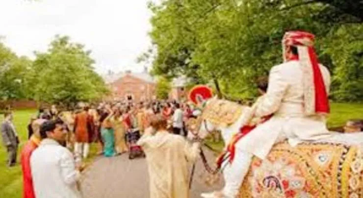 ਬਾਬੁਲ ਮੁਝੇ ਦਹੇਜ ਦੇਕਰ ਵਿਦਾ ਨਾ ਕਰ