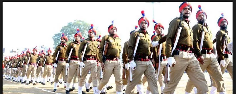 ਪੁਲਿਸ ਅੱਗੇ ਝੁਕੀ ਸਰਕਾਰ, ਹੁਣ ਮਿਲੇਗੀ 13ਵੀਂ ਤਨਖ਼ਾਹ