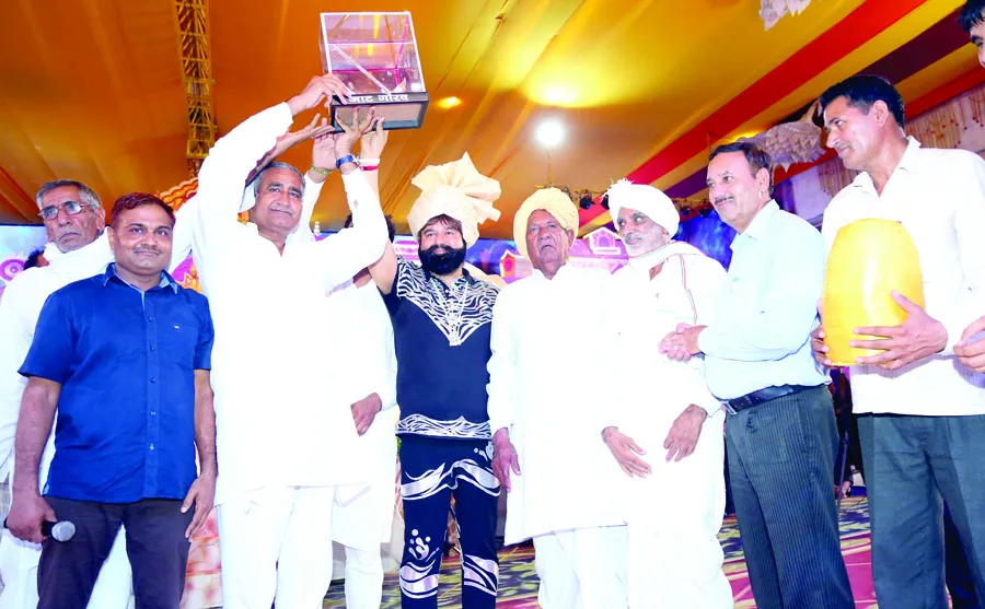 ਖਾਪ ਪੰਚਾਇਤਾਂ ਨੇ ਡਾ. ਐੱਮਐੱਸਜੀ ਨੂੰ ਦਿੱਤਾ ‘ਜਾਟ ਗੌਰਵ ਸਨਮਾਨ’
