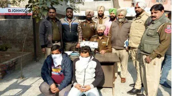 ਇਹ ਦੋ ਨੌਜਵਾਨ ਛਾਪਦੇ ਸਨ ਨਕਲੀ ਨੋਟ, ਪੁਲਿਸ ਨੇ ਕੀਤਾ ਖੁਲਾਸਾ