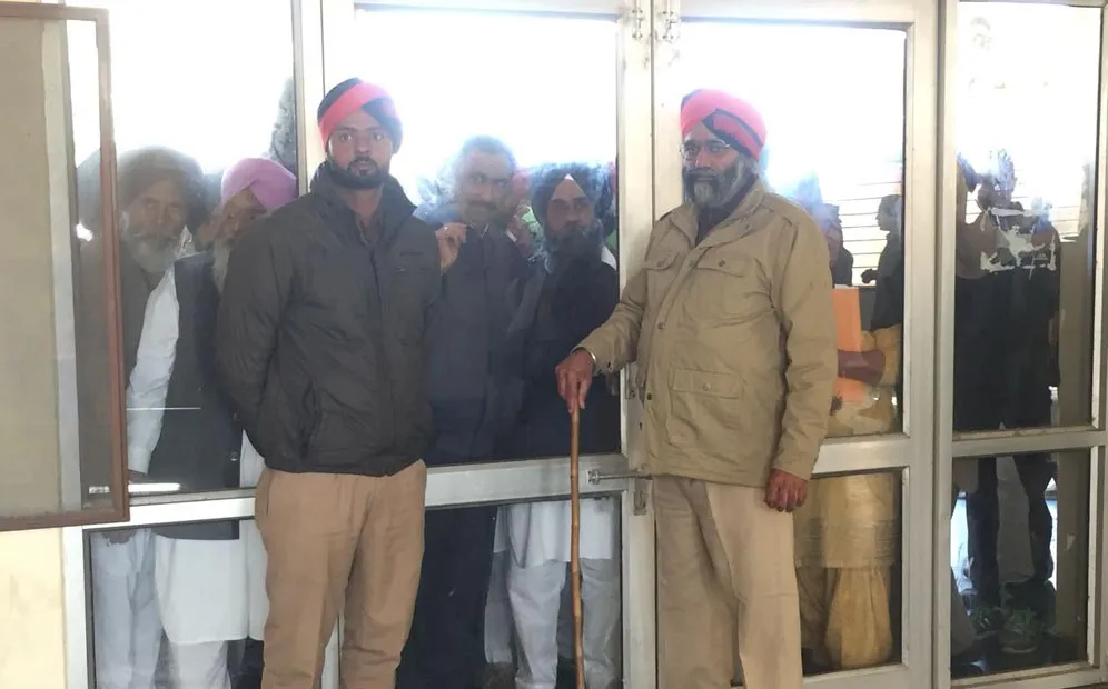 ਬਾਘਾਪੁਰਾਣਾ ‘ਚ ਨਾਮਜ਼ਦਗੀ ਭਰ ਰਹੇ ਅਕਾਲੀ ਉਮੀਦਵਾਰਾਂ ਦੀ ਕੁੱਟਮਾਰ