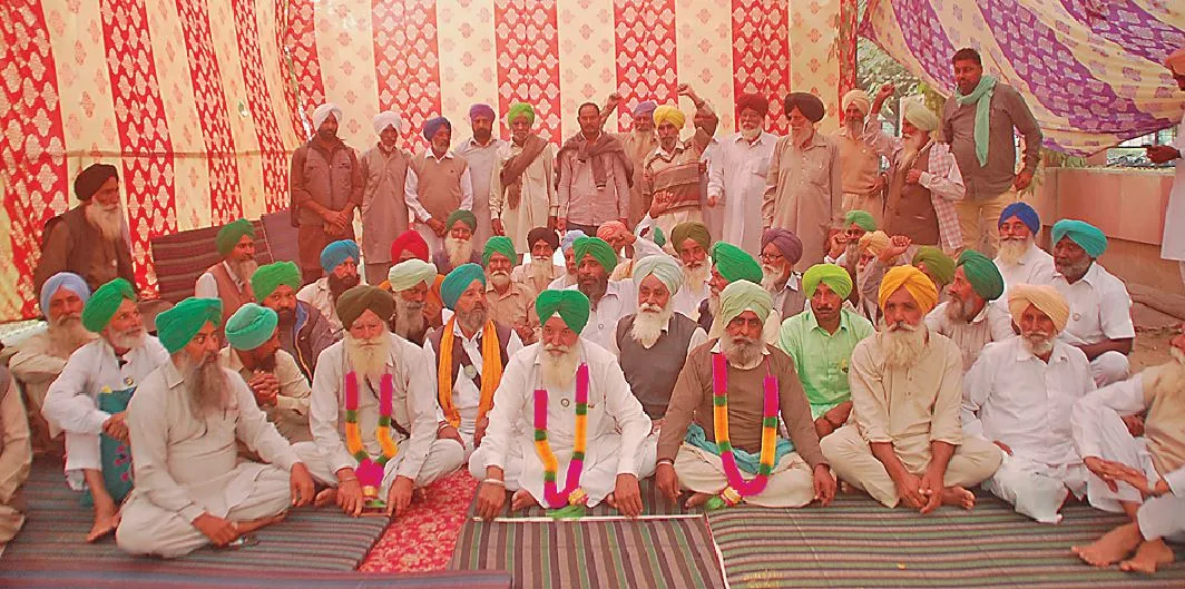 ਝੋਨੇ ਦੀ ਖਰੀਦ ਦੇ ਮਾੜੇ ਪ੍ਰਬੰਧਾਂ ਤੋਂ ਅੱਕੇ ਕਿਸਾਨ ਆਗੂ ਮਰਨ ਵਰਤ ‘ਤੇ ਬੈਠੇ