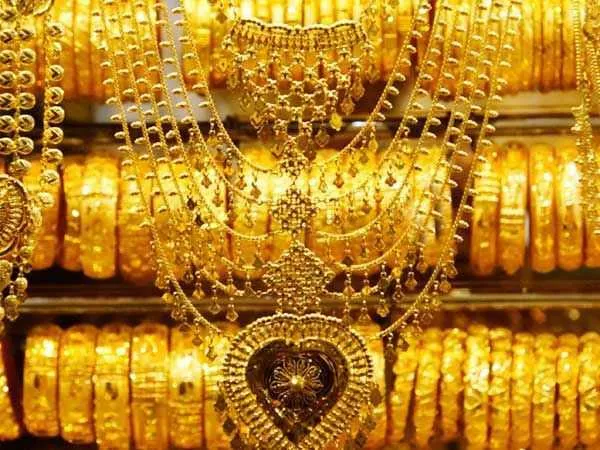 ਸੋਨਾ 190 ਰੁਪਏ ਟੁੱਟਿਆ, ਚਾਂਦੀ 150 ਰੁਪਏ ਚਮਕੀ