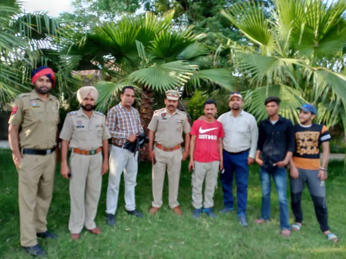 ਕਰੋਨਾ ਬੜੀ ਭਿਆਨਕ ਜਿਹੀ ਬਿਮਾਰੀ ਹੈ ਸੱਜਣੋ ਗੀਤ ਫ਼ਿਰੋਜ਼ਪੁਰ ਪੁਲਿਸ ਕੱਲ੍ਹ ਕਰੇਗੀ ਜਾਰੀ