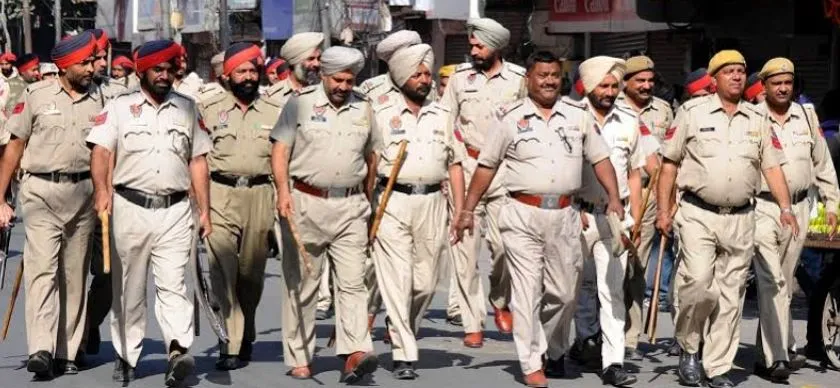 ਕਰਫਿਊ ਕਾਰਨ ਕਿਸੇ ਵੀ ਹਸਪਤਾਲ ਨੇ ਨਹੀਂ ਖੋਲ੍ਹਿਆ ਬੂਹਾ, ਦਿੱਤਾ ਸੜਕ ‘ਤੇ ਬੱਚੇ ਨੂੰ ਜਨਮ