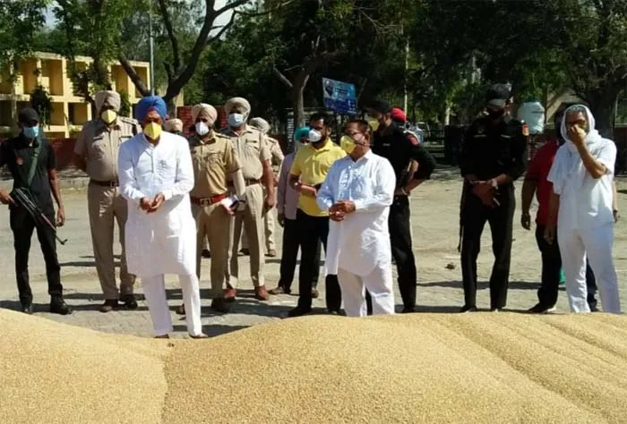 ਖੇਡ ਮੰਤਰੀ ਰਾਣਾ ਸੋਢੀ ਨੇ ਅਨਾਜ ਮੰਡੀ ਗੁਰੂਹਰਸਹਾਏ ਦਾ ਲਿਆ ਜਾਇਜ਼ਾ