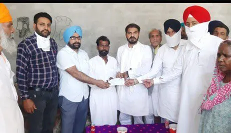 ਹੀਰਾ ਸੋਢੀ ਨੇ ਵੰਡੇ ਪੰਚਾਇਤਾਂ ਨੂੰ ਲੱਖਾਂ ਰੁਪਏ ਦੇ ਚੈੱਕ