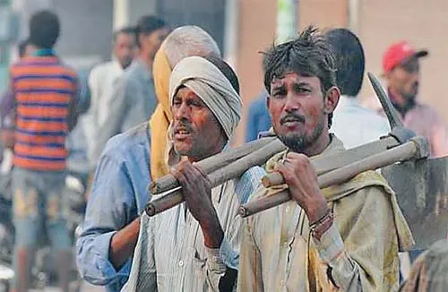 ਕੋਰੋਨਾ ਕਾਰਨ ਹਾਸ਼ੀਏ ‘ਤੇ ਪਹੁੰਚੀ ਦਿਹਾੜੀਦਾਰ ਮਜ਼ਦੂਰਾਂ ਦੀ ਜ਼ਿੰਦਗੀ