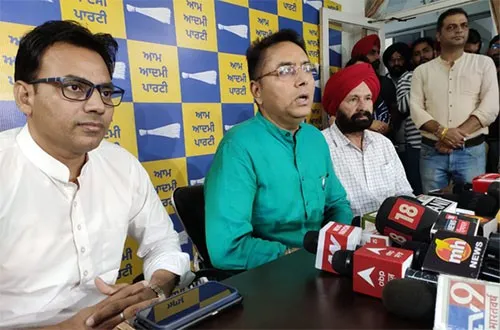 LIVE : ਆਪ੍ਰੇਸ਼ਨ ਲਾਟਸ ‘ਤੇ ਅਮਨ ਅਰੋੜਾ ਦੀ ਪ੍ਰੈਸ ਕਾਨਫਰੰਸ