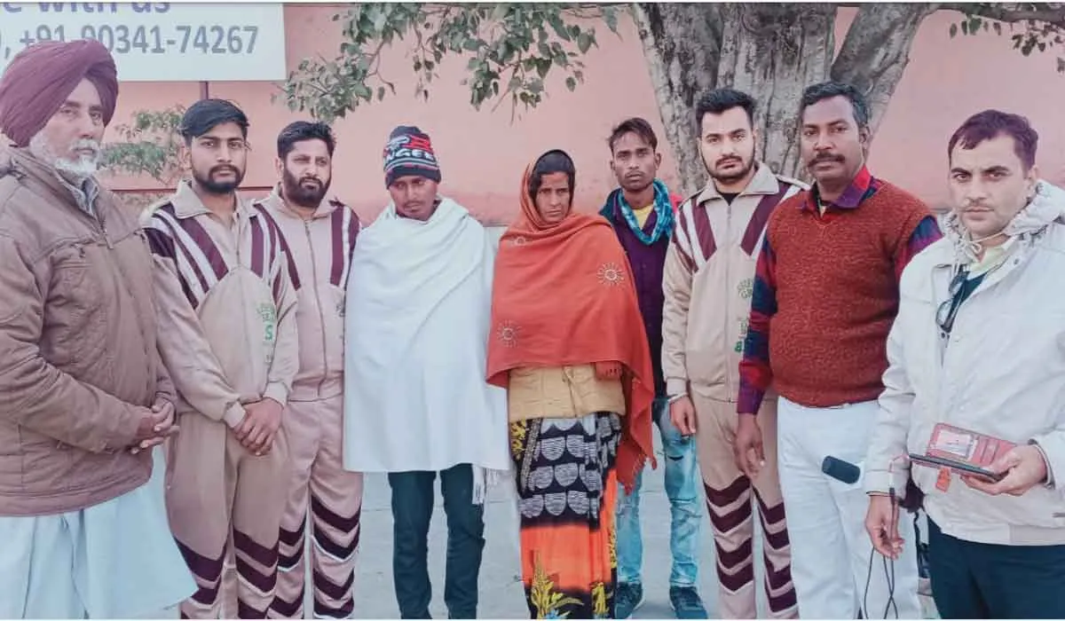 ਜਦੋਂ ਅੱਠ ਮਹੀਨਿਆਂ ਤੋਂ ਵਿੱਛੜੇ ਵਿਅਕਤੀ ਨੂੰ ਮਿਲਿਆ ਪਰਿਵਾਰ ਤਾਂ ਵਹਿ ਤੁਰੇ ਹੰਝੂ