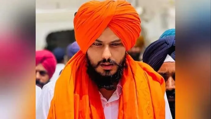 ਅੰਮ੍ਰਿਪਾਲ ਦੀ ਗ੍ਰਿਫ਼ਤਾਰੀ ‘ਤੇ ਸਸਪੈਂਸ ਜਾਰੀ, ਭਾਲ ‘ਚ ਜੁਟੀ ਪੁਲਿਸ
