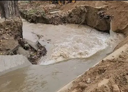 ਅਬੋਹਰ ਨਹਿਰ ’ਚ ਪਿਆ ਪਾੜ, ਸੈਂਕੜੇ ਏਕੜ ਫਸਲਾਂ ਤਬਾਹ