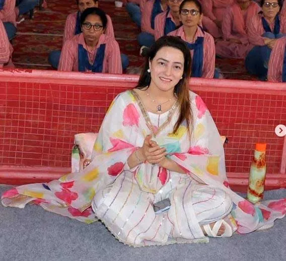 ਰੂਹਾਨੀ ਸਥਾਪਨਾ ਦਿਵਸ ਦੇ ਪਵਿੱਤਰ ਭੰਡਾਰੇ ’ਤੇ ਭੈਣ ਹਨੀਪ੍ਰੀਤ ਇੰਸਾਂ ਨੇ ਕੀਤੀ ਸ਼ਿਰਕਤ