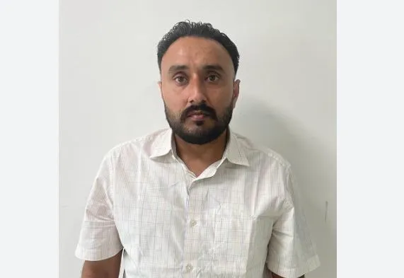 ਵਿਜੀਲੈਂਸ ਵੱਲੋਂ ਪਰਲਜ਼ ਗਰੁੱਪ ਦਾ ਸਾਬਕਾ ਡਾਇਰੈਕਟਰ ਧਰਮਿੰਦਰ ਸਿੰਘ ਸੰਧੂ ਗ੍ਰਿਫਤਾਰ