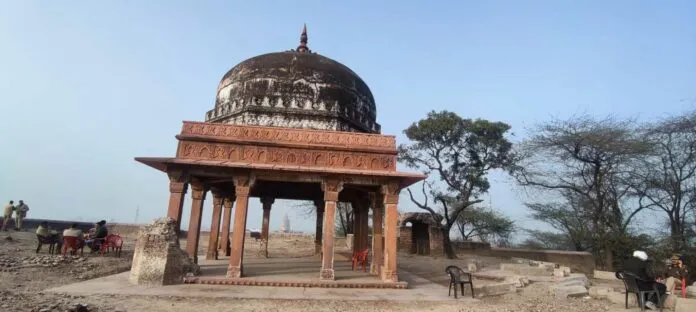 Lakshagriha : ਬਾਗਪਤ ਕੋਰਟ ਨੇ ਬਰਨਾਵਾ ਲਕਸ਼ਿਆਗ੍ਰਹਿ ‘ਚ 100 ਵਿੱਘੇ ਜ਼ਮੀਨ ‘ਤੇ ਹਿੰਦੂਆਂ ਨੂੰ ਦਿੱਤਾ ਮਾਲਕੀ ਹੱਕ