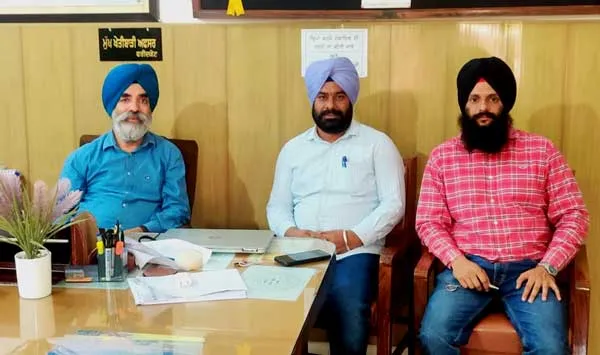 ਕੀਟਨਾਸ਼ਕ ਖਾਦਾਂ ਦੇ ਸੈਪਲ ਫੇਲ੍ਹ ਹੋਣ ’ਤੇ 4 ਫਾਰਮਾਂ ਨੂੰ 50-50 ਹਜ਼ਾਰ ਰੁਪਏ ਜੁਰਮਾਨਾ