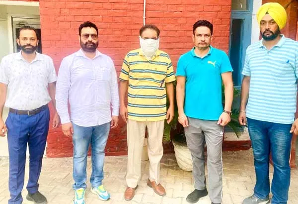 ਰਿਸ਼ਵਤ ਲੈਂਦਾ ਏਐਸਆਈ ਵਿਜੀਲੈਂਸ ਬਿਊਰੋ ਵੱਲੋਂ ਗ੍ਰਿਫ਼ਤਾਰ