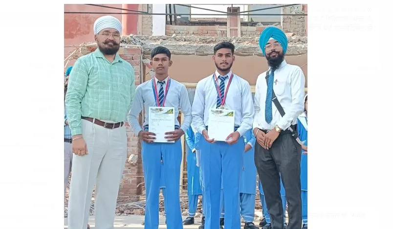 Faridkot News: ਵੰਸ਼ਪ੍ਰੀਤ ਤੇ ਹਰਪ੍ਰੀਤ ਨੇ ਕੌਮਾਂਤਰੀ ਪੱਧਰ ’ਤੇ ਸਕੂਲ ਦਾ ਨਾਂਅ ਚਮਕਾਇਆ