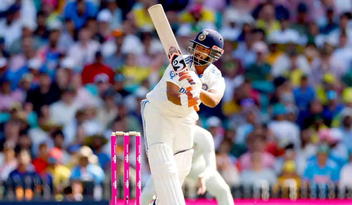 ICC Test Rankings 2025: ਆਈਸੀਸੀ ਟੈਸਟ ਰੈਂਕਿੰਗ ’ਚ ਰਿਸ਼ਭ ਪੰਤ ਚਮਕੇ, ਗੇਂਦਬਾਜ਼ਾਂ ’ਚ ਹੁਣ ਇਹ ਗੇਂਦਬਾਜ਼ ਪਹੁੰਚਿਆ ਸਿਖਰ ’ਤੇ