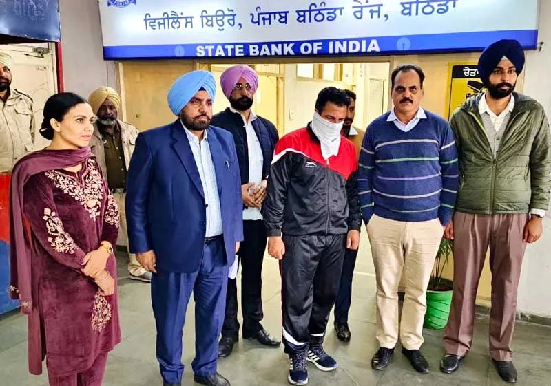 Punjab Vigilance Bureau: ਡਰਿੱਲ ਅਫਸਰ ਵਾਸਤੇ ਰਿਸ਼ਵਤ ਲੈਂਦਾ ਹੌਲਦਾਰ ਆਇਆ ਵਿਜੀਲੈਂਸ ਅੜਿੱਕੇ