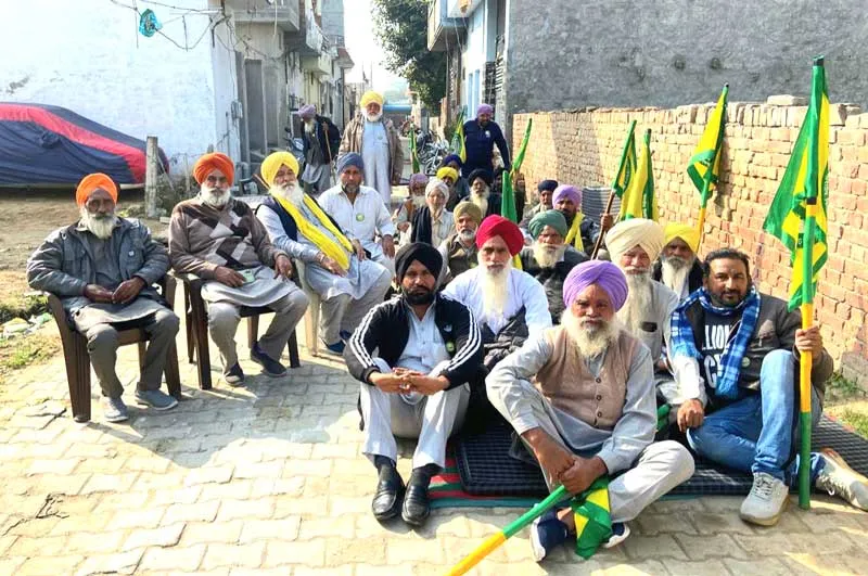 Farmers News: ਕਿਸਾਨ ਜਥੇਬੰਦੀ ਨੇ ਕਿਸਾਨ ਦੇ ਘਰ ਦੀ ਕੁਰਕੀ ਰੁਕਵਾਈ