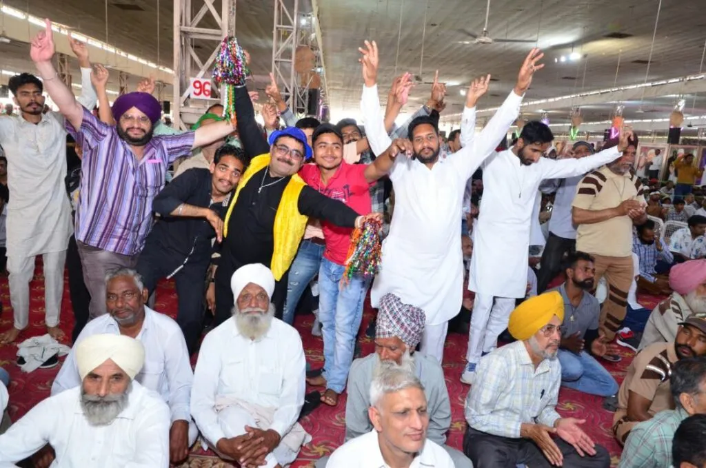 MSG Gurumantra Bhandara