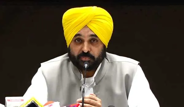 Punjab News: ਪਹਿਲੀ ਵਾਰ ਪੰਜਾਬੀ ਭਾਸ਼ਾ ’ਚ ਜਾਰੀ ਹੋਏ ਆਈ.ਏ.ਐਸ. ਅਧਿਕਾਰੀ ਦੇ ਤਬਾਦਲੇ
