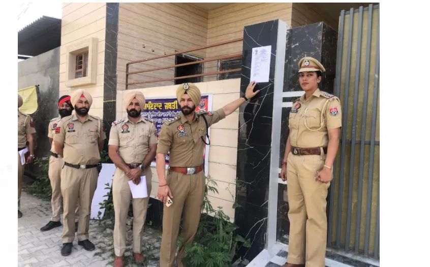 Property Seized: ਮੋਗਾ ਪੁਲਿਸ ਦੀ ਨਸ਼ਾ ਤਸਕਰਾਂ ’ਤੇ ਵੱਡੀ ਕਾਰਵਾਈ, ਕਰੋੜਾਂ ਤੋਂ ਵਧੇਰੇ ਦੀ ਜਾਇਦਾਦ ਜ਼ਬਤ