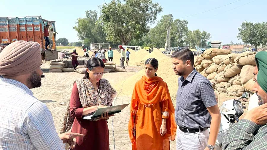 Paddy Procurement: ਡਿਪਟੀ ਕਮਿਸ਼ਨਰ ਵੱਲੋਂ ਬਖ਼ਸ਼ੀਵਾਲ ਮੰਡੀ ਦਾ ਅਚਨਚੇਤ ਦੌਰਾ