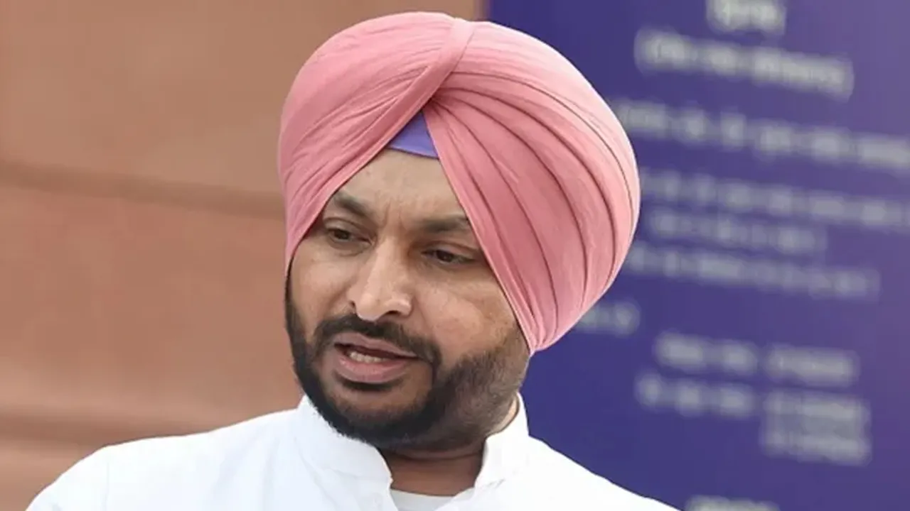 ਐਸਸੀ ਕਮਿਸ਼ਨ ਵੱਲੋਂ Ravneet Bittu ਦੀ ਸ਼ਬਦਾਵਲੀ ਸਬੰਧੀ ਐਸਐਸਪੀ ਸੰਗਰੂਰ ਤੋਂ ਰਿਪੋਰਟ ਤਲਬ