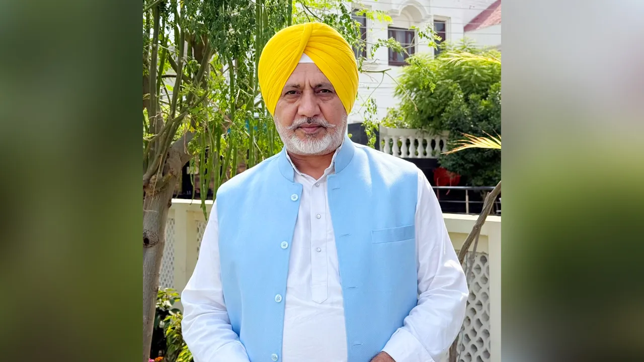 AAP Punjab: ਆਪ ਨੇ ਸ੍ਰੀ ਅਕਾਲ ਤਖ਼ਤ ਸਾਹਿਬ ਦੇ ਜਥੇਦਾਰ ਨੂੰ ਪੰਜਾਬ ਦੇ ਮੁੱਖ ਮੰਤਰੀ ਵਿਰੁੱਧ ਫਰਜ਼ੀ ਵੀਡੀਓ ਮੁਹਿੰਮ ਪਿੱਛੇ ਮੌਜੂਦ ਲੋਕਾਂ ਦੀ ਜਾਂਚ ਕਰਨ ਦੀ ਕੀਤੀ ਅਪੀਲ