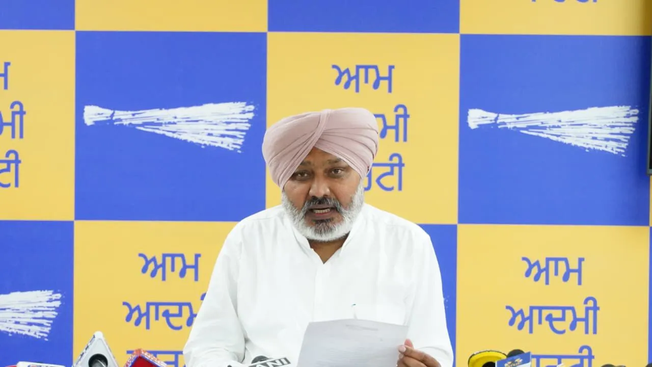 Harpal Singh Cheema: ਭਾਜਪਾ ਦਾ ਕਾਨੂੰਨੀ ਸਲਾਹਕਾਰ ਨਸ਼ਿਆਂ ਸਮੇਤ ਫੜਿਆ ਗਿਆ, ਭਾਜਪਾ ਆਗੂਆਂ ਨੇ ਪੰਜਾਬ ਵਿੱਚ ਸਿੱਧੇ ਤੌਰ 'ਤੇ ਨਸ਼ੇ ਵੇਚਣੇ ਸ਼ੁਰੂ ਕਰ ਦਿੱਤੇ ਹਨ: ਹਰਪਾਲ ਸਿੰਘ ਚੀਮਾ