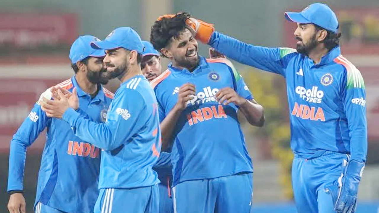 IND vs AFG: ਗੰਭੀਰ ਦੇ ਪਸੰਦੀਦਾ ਗੇਂਦਬਾਜ਼ ਦੀ ਵਨਡੇ ਟੀਮ ’ਚ ਵਾਪਸੀ, ਪ੍ਰਿੰਸ-ਗੁਰਨੂਰ ਜਾਂ ਅਰਸ਼ਦੀਪ, ਕਿਸ ਦੀ ਜਗ੍ਹਾ ਮਿਲੇਗਾ ਮੌਕਾ?