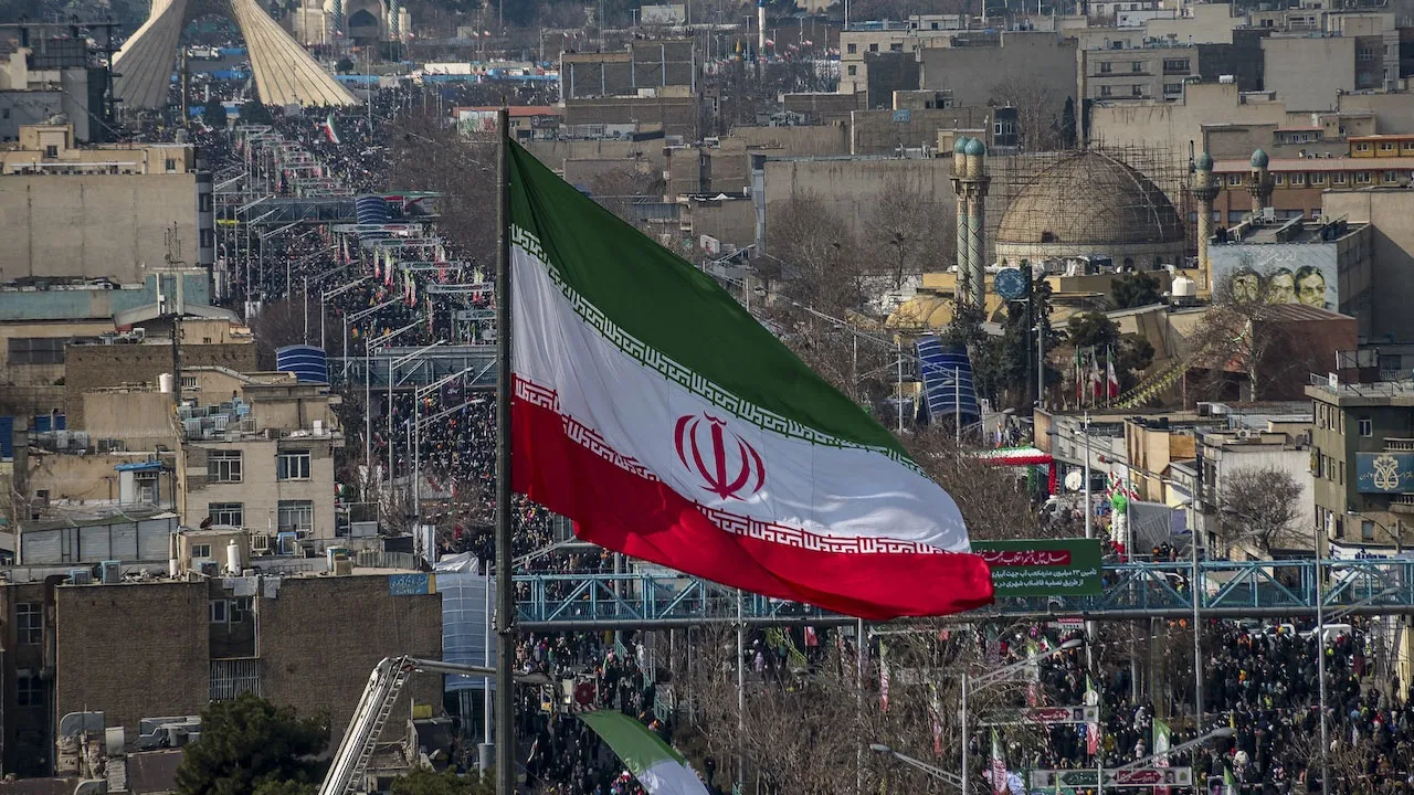 Iran News: ਈਰਾਨ ਦੀ ਖਾੜੀ ਦੇਸ਼ਾਂ ਨੂੰ ਚੇਤਾਵਨੀ, ਹਮਲਿਆਂ 'ਚ ਅਮਰੀਕਾ ਦੀ ਮਦਦ ਕਰਨ ’ਤੇ ਖੈਰ ਨਹੀਂ