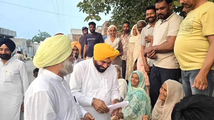Latest Development News: ਚੇਅਰਮੈਨ ਜੱਸੀ ਸੋਹੀਆਂ ਵਾਲਾ ਨੇ ਪਿੰਡ ਖੇੜੀ ਜੱਟਾਂ ਵਿਖੇ ਲੋਕਾਂ ਦੀਆਂ ਸੁਣੀਆਂ ਸਮੱਸਿਆਵਾਂ 