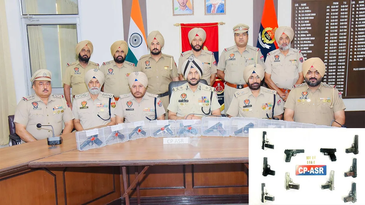 Weapons Smuggling: ਸਰਹੱਦ ਪਾਰੋਂ ਹਥਿਆਰ ਤਸਕਰੀ ਵਾਲੇ ਨੈੱਟਵਰਕ ਨਾਲ ਸਬੰਧਤ ਚਾਰ ਵਿਅਕਤੀ ਆਧੁਨਿਕ ਪਿਸਤੌਲਾਂ ਸਣੇ ਕਾਬੂ