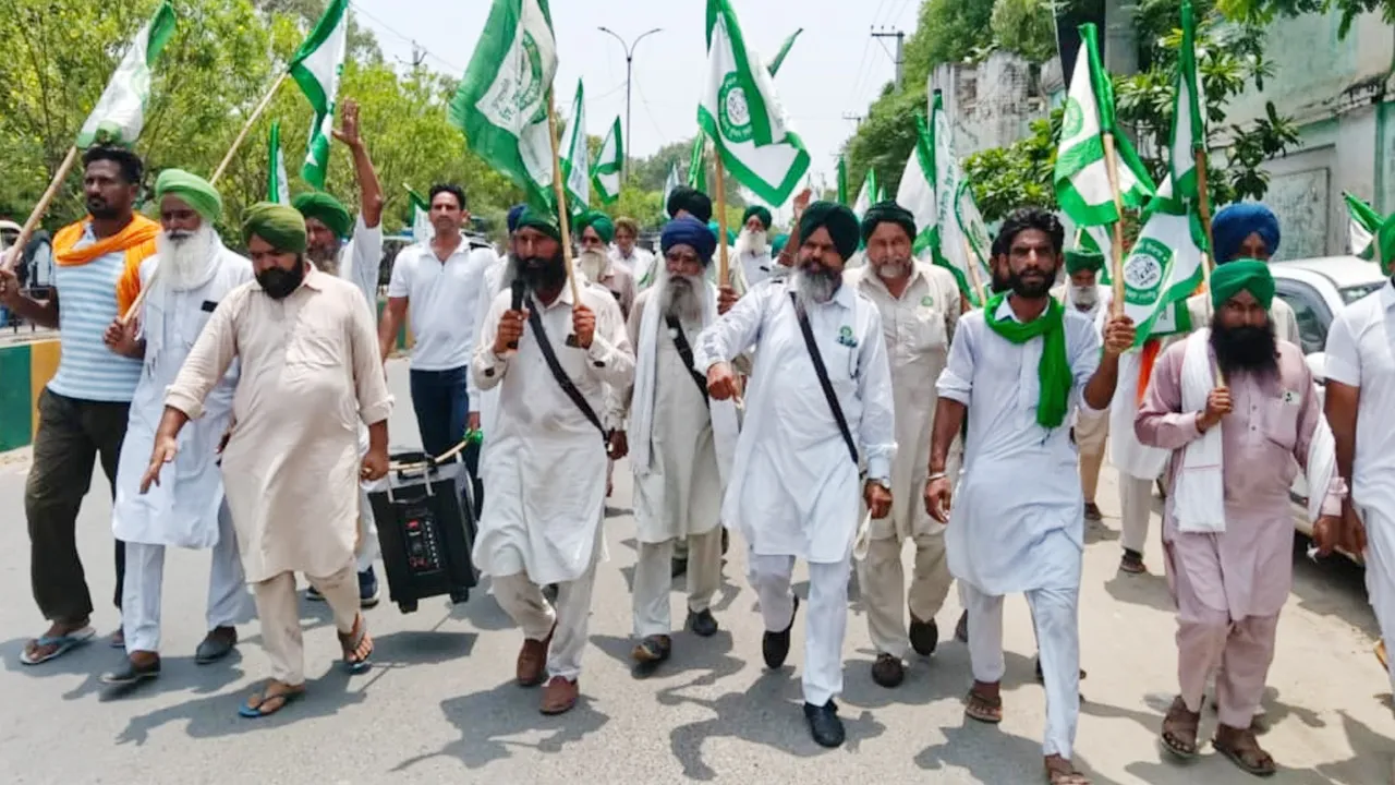 BKU Ekta News: ਲੈਂਡ ਮੋਰਗੇਜ ਬੈਂਕ ਮਾਮਲੇ ’ਚ ਕਾਰਵਾਈ ਦੀ ਮੰਗ ਸਬੰਧੀ ਬੀਕੇਯੂ ਏਕਤਾ ਵੱਲੋਂ ਐੱਸਐੱਸਪੀ ਨੂੰ ਮੰਗ ਪੱਤਰ