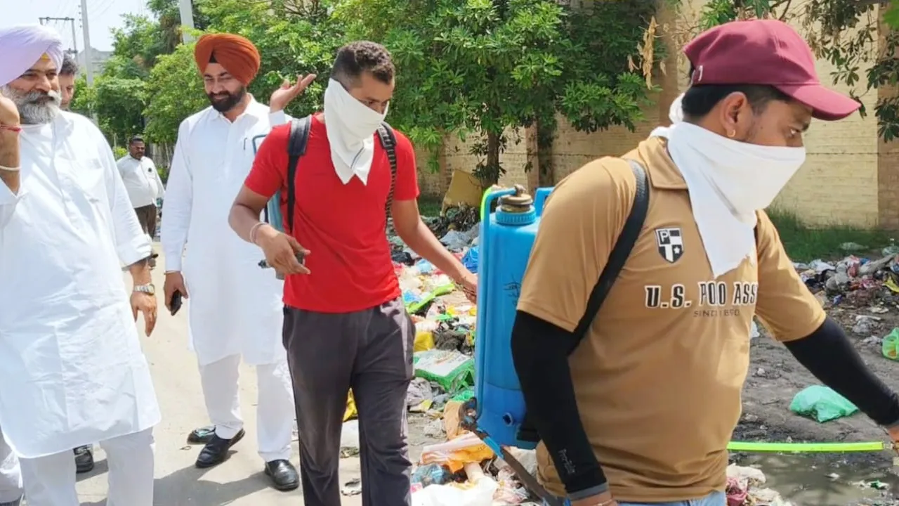 Faridkot News: ਕੂੜੇ ਦੇ ਢੇਰਾਂ ਕਾਰਨ ਫ਼ਰੀਦਕੋਟ ’ਚ ਬਿਮਾਰੀਆਂ ਫੈਲਣ ਦਾ ਖ਼ਤਰਾ