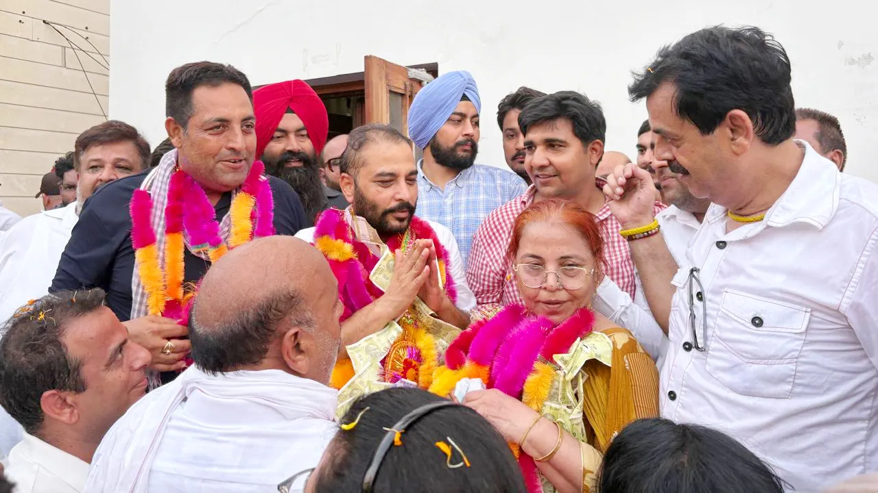 Guruharsahai News: ਨਗਰ ਕੌਂਸਲ ਗੁਰੂਹਰਸਹਾਏ ਦੀਆਂ ਚੋਣਾਂ ’ਚ ਕਾਂਗਰਸ ਪਾਰਟੀ ਦੇ ਉਮੀਦਵਾਰਾਂ ਵੱਲੋਂ ਹੂਝਾ ਫੇਰ ਜਿੱਤ ਦਰਜ