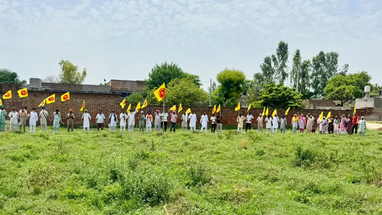 Jhotiwala News: ਝੋਟੀਵਾਲਾ ’ਚ ਗਰੀਬ ਕਿਸਾਨ ਦੀ ਜ਼ਮੀਨ ਦਾ ਚੌਥੀ ਵਾਰ ਕਬਜ਼ਾ ਵਰੰਟ ਲਾਗੂ ਨਾ ਹੋਇਆ