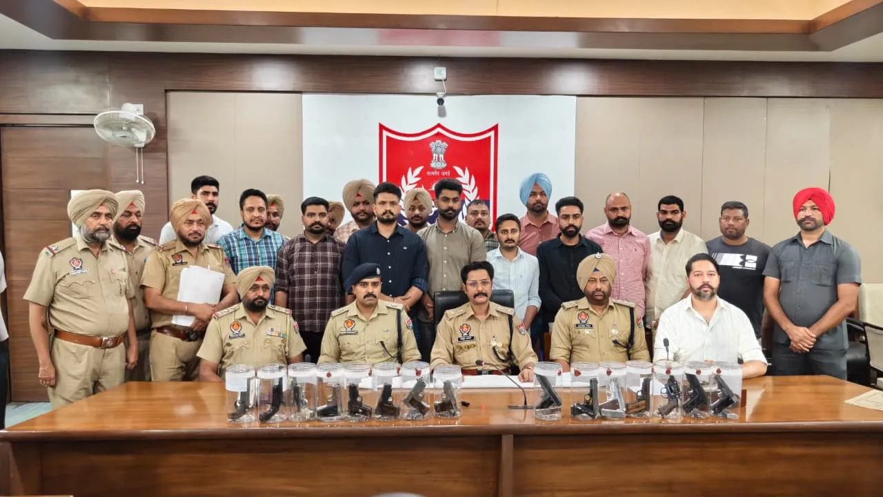 Patiala Police News: ਪੁਲਿਸ ਨੇ 4 ਮੈਬਰਾਂ ਨੂੰ 15 ਪਿਸਟਲਾਂ ਸਮੇਤ ਕੀਤਾ ਕਾਬੂ