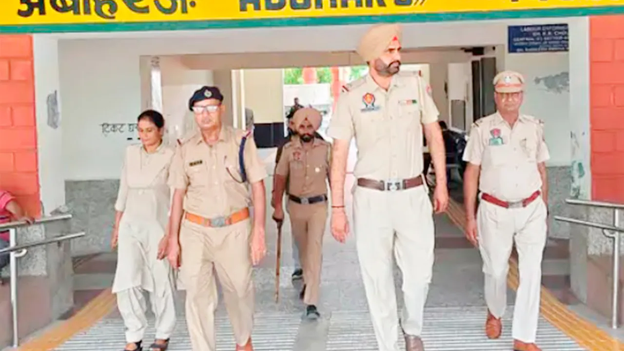 Abohar News: ਅਬੋਹਰ ਰੇਲਵੇ ਸਟੇਸ਼ਨ ’ਤੇ ਸੁਰੱਖਿਆ ਸਖ਼ਤ, ਵਿਸ਼ੇਸ਼ ਚੈਕਿੰਗ ਮੁਹਿੰਮ