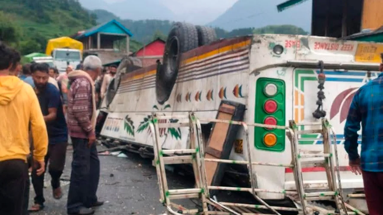 Chamba Bus Accident: ਚੰਬਾ ’ਚ ਨਿੱਜੀ ਬੱਸ ਪਲਟੀ, ਸੱਤ ਮੌਤਾਂ, 11 ਜ਼ਖਮੀ