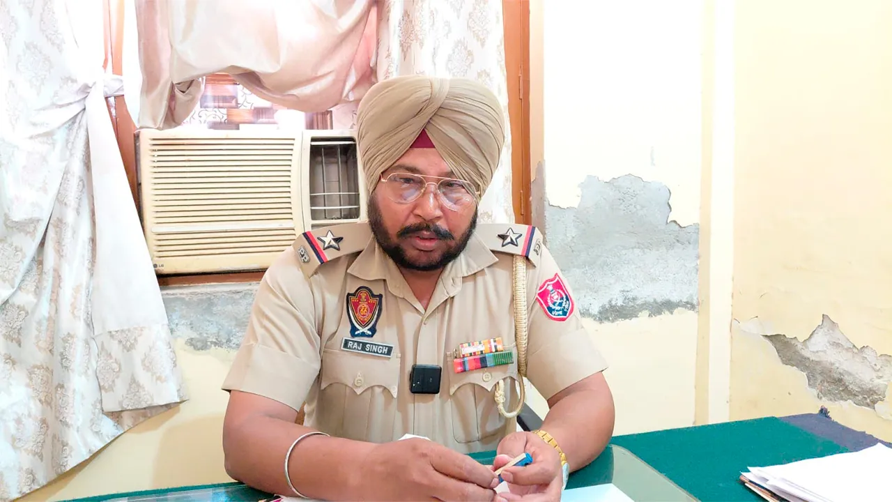 Faridkot News: ASI ਰਾਜ ਸਿੰਘ ਨੇ ਚੰਦਬਾਜਾ ਚੌਂਕੀ ਕਲੇਰ ਦਾ ਚਾਰਜ ਸੰਭਾਲਿਆ