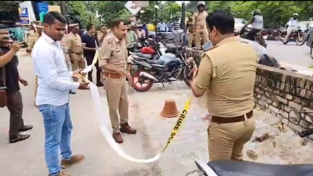 Lucknow Crime News: ਮਹਿਲਾ ਬੈਂਕ ਕਰਮਚਾਰੀ ਦੀ ਗੋਲੀ ਮਾਰ ਕੇ ਹੱਤਿਆ