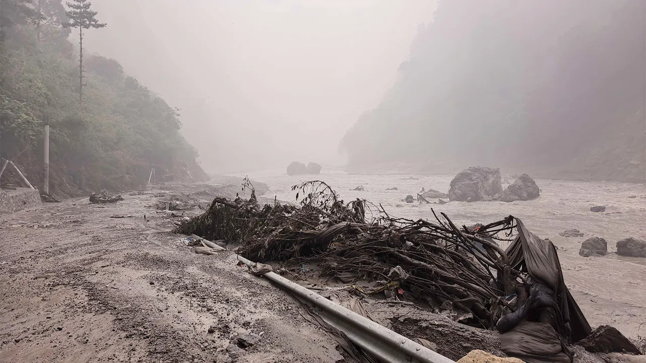 Nepal Flood News: ਨੇਪਾਲ ’ਚ ਹੜ੍ਹ ਕਾਰਨ ਤਬਾਹੀ, 105 ਭਾਰਤੀ ਸੈਲਾਨੀ ਲਾਪਤਾ