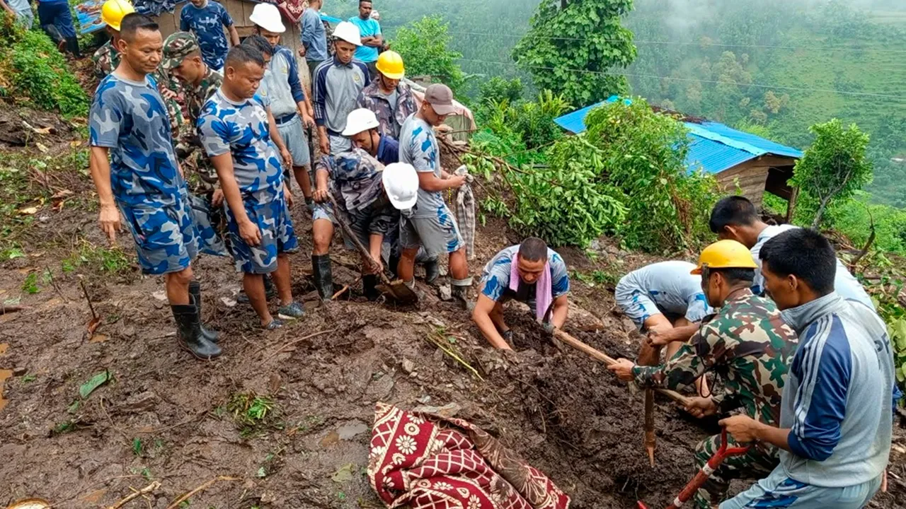 Nepal Landslide: ਨੇਪਾਲ ਦੇ ਜਾਜਰਕੋਟ ’ਚ ਜ਼ਮੀਨ ਖਿਸਕਣ ਕਾਰਨ ਤਿੰਨ ਮੌਤਾਂ, ਚਾਰ ਅਜੇ ਵੀ ਲਾਪਤਾ